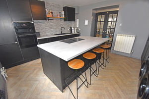 - click for photo gallery